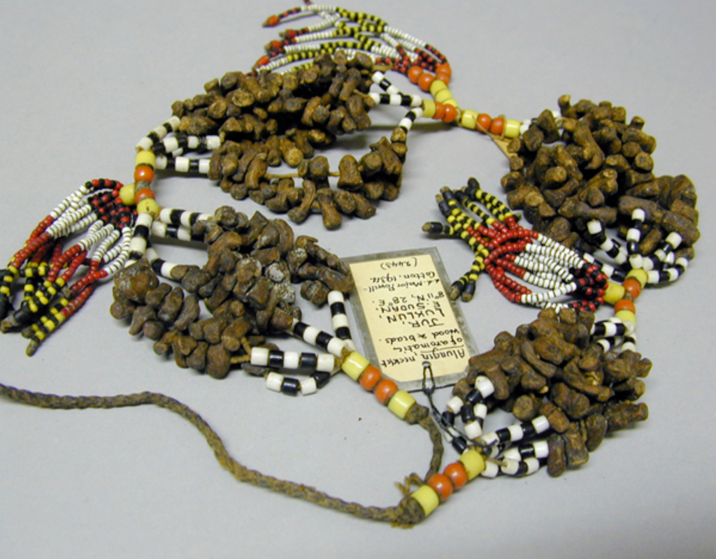 scented_necklaces